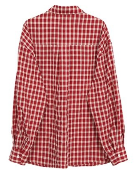 Stilfuld ternet skjorte med opsmøgede ærmer