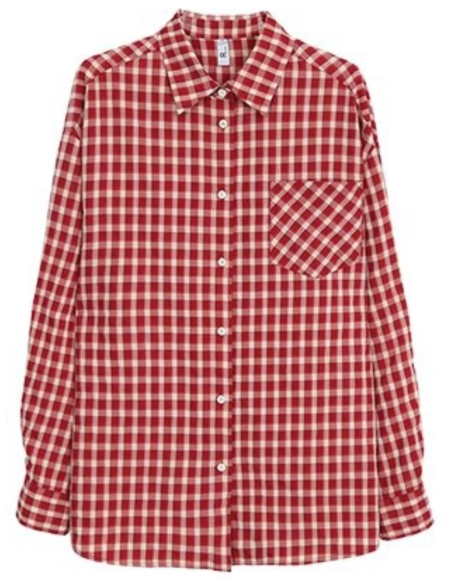 Stilfuld ternet skjorte med opsmøgede ærmer