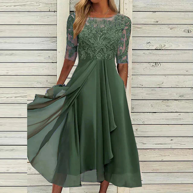 Dorthe | Elegant Midi Kjole med Blondebroderi