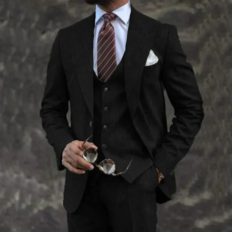 Let 3-delt Sæt med Krave