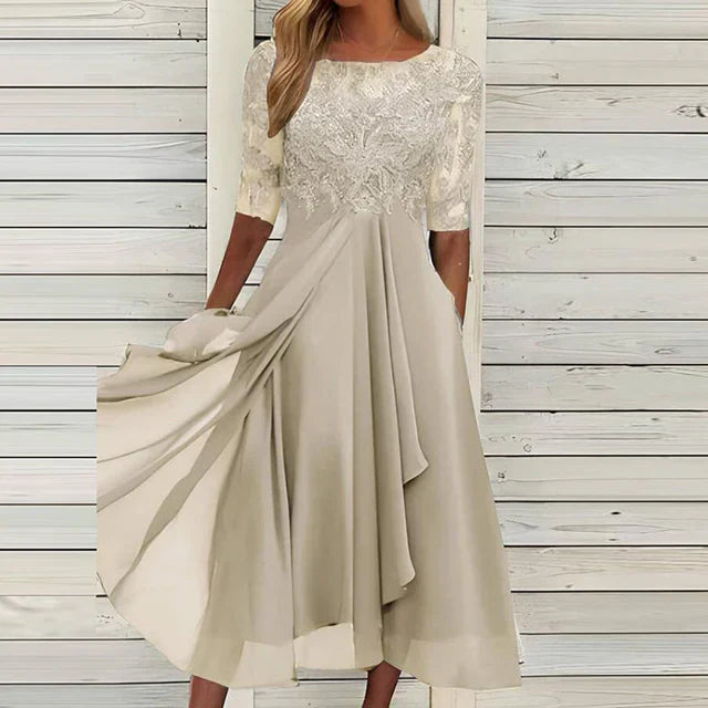 Dorthe | Elegant Midi Kjole med Blondebroderi