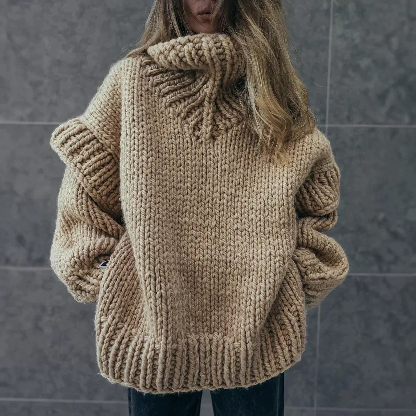 Mona | Hyggelig Oversize Rullekrave Sweater til Vinter
