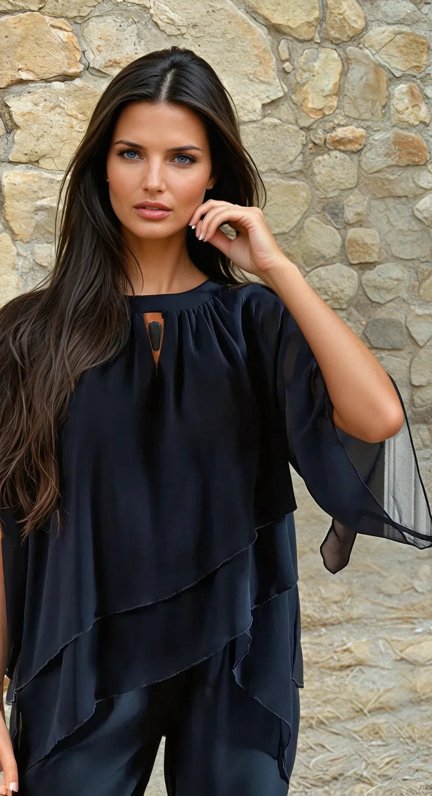 Karla | Urban Sæt med Rund Hals i Let Chiffon