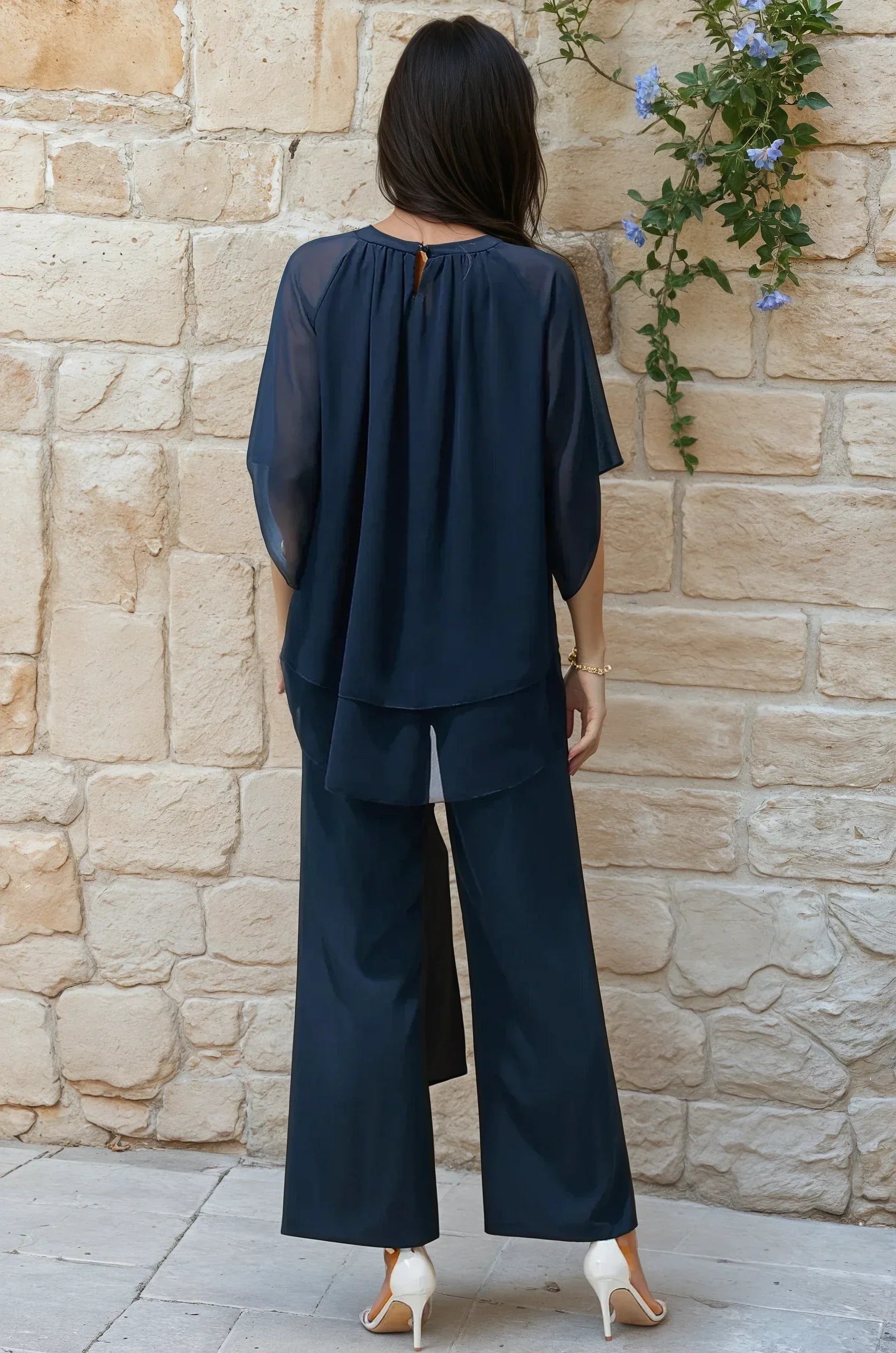 Karla | Urban Sæt med Rund Hals i Let Chiffon