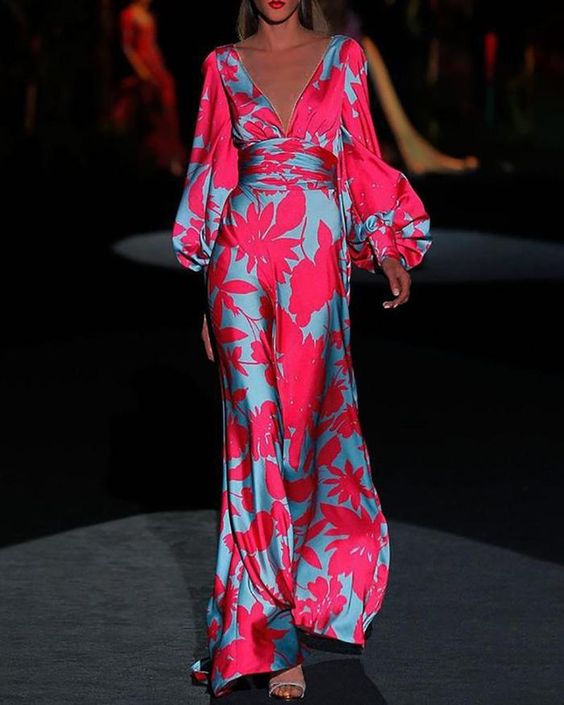 Elegant V-hals kjole til kvinder